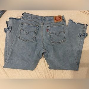 Vintage Levi’s with bow
